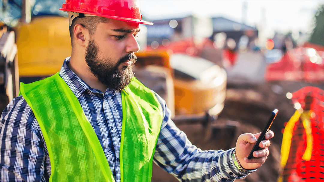 on-site-engineer-safety-phone-user